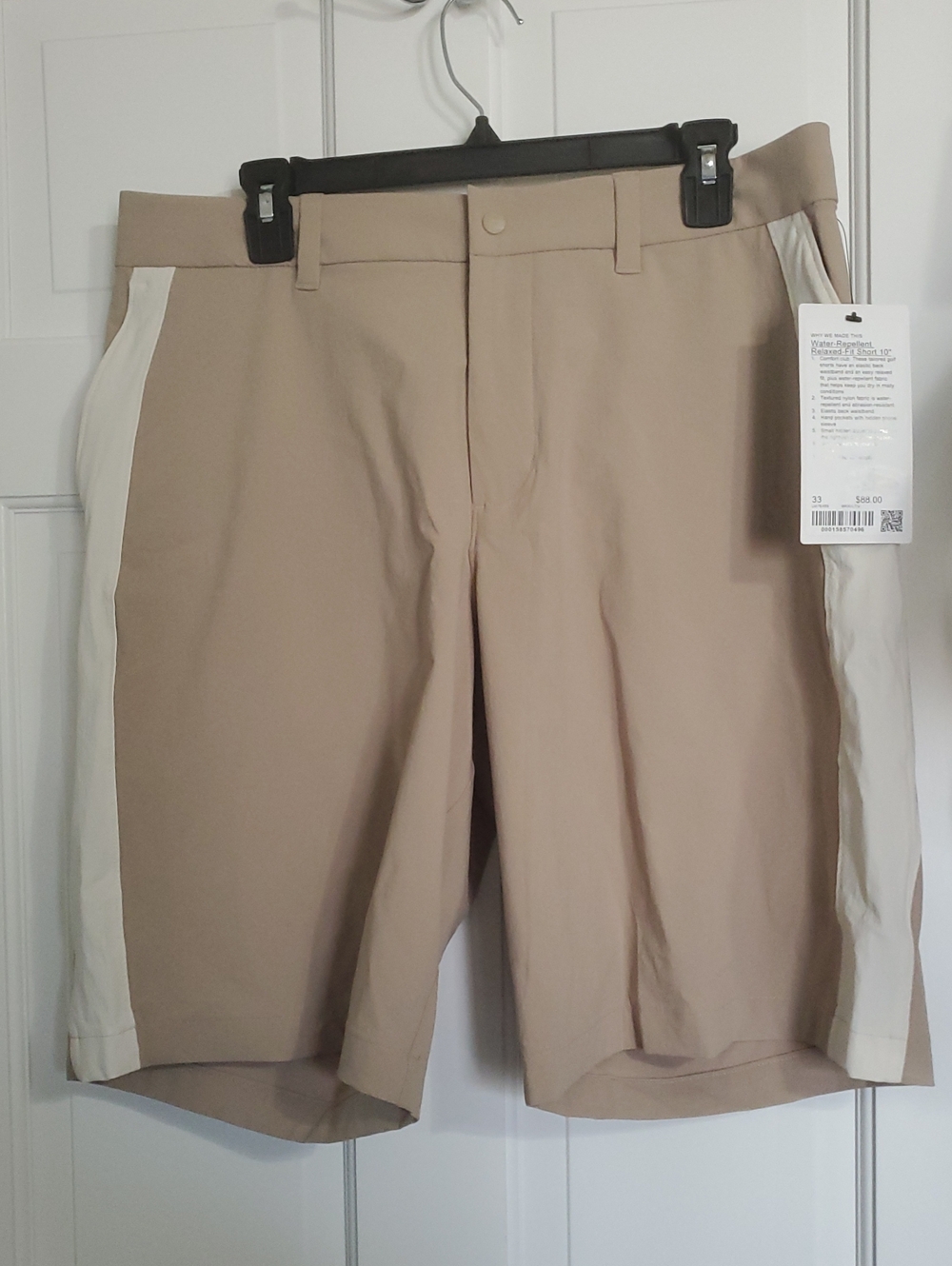 NWT lululemon Water Repellent Relaxed Fit Short 10in Sz 33or34 Tan/ivory